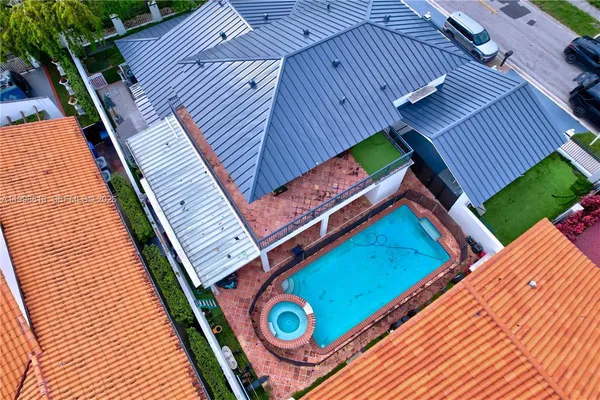 $1,100,000 | 10140 Southwest 26th Terrace, Miami, FL 33165