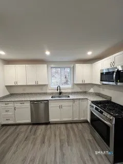 $2,650 | 30 Grove Street, Branford, CT 06405