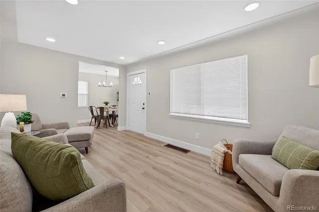 $379,900 | 1341 Jamaica Street, Aurora, CO 80010