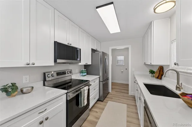 $379,900 | 1341 Jamaica Street, Aurora, CO 80010