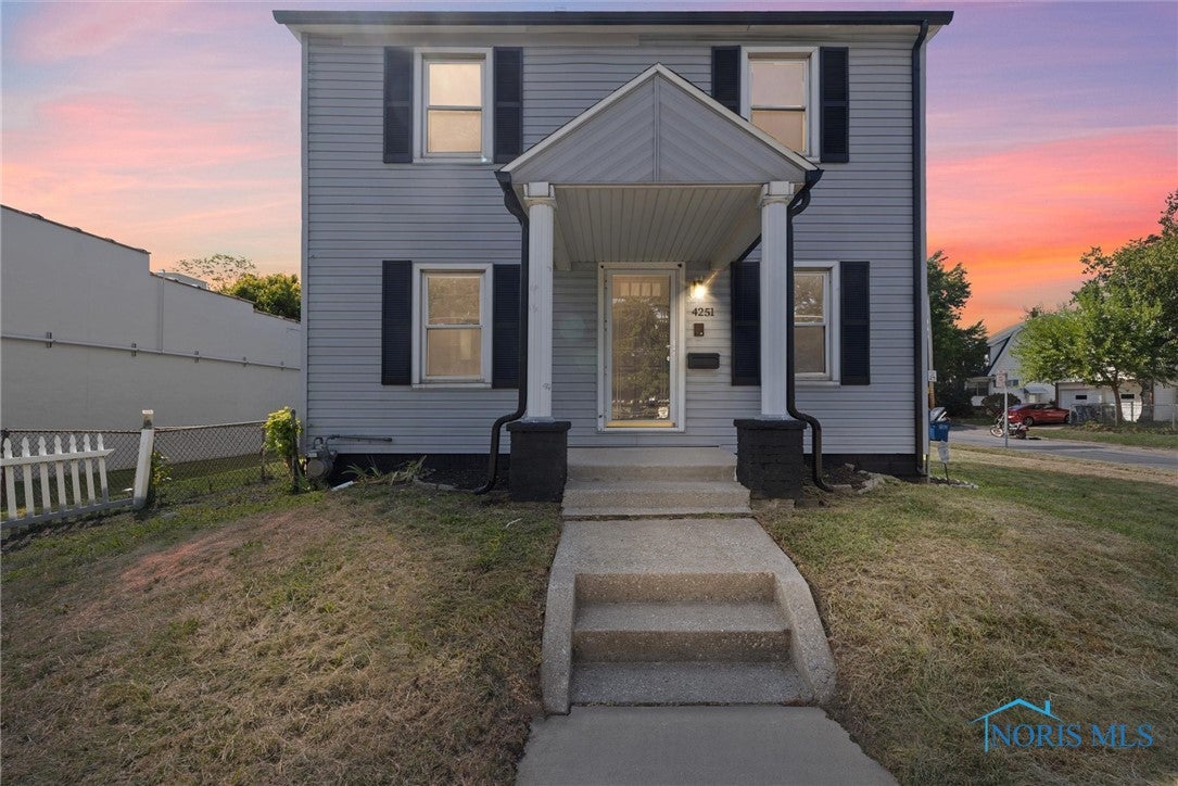 4251 Douglas Road Toledo, OH 43613 - Photo 1 of 41 Gallery Image 1