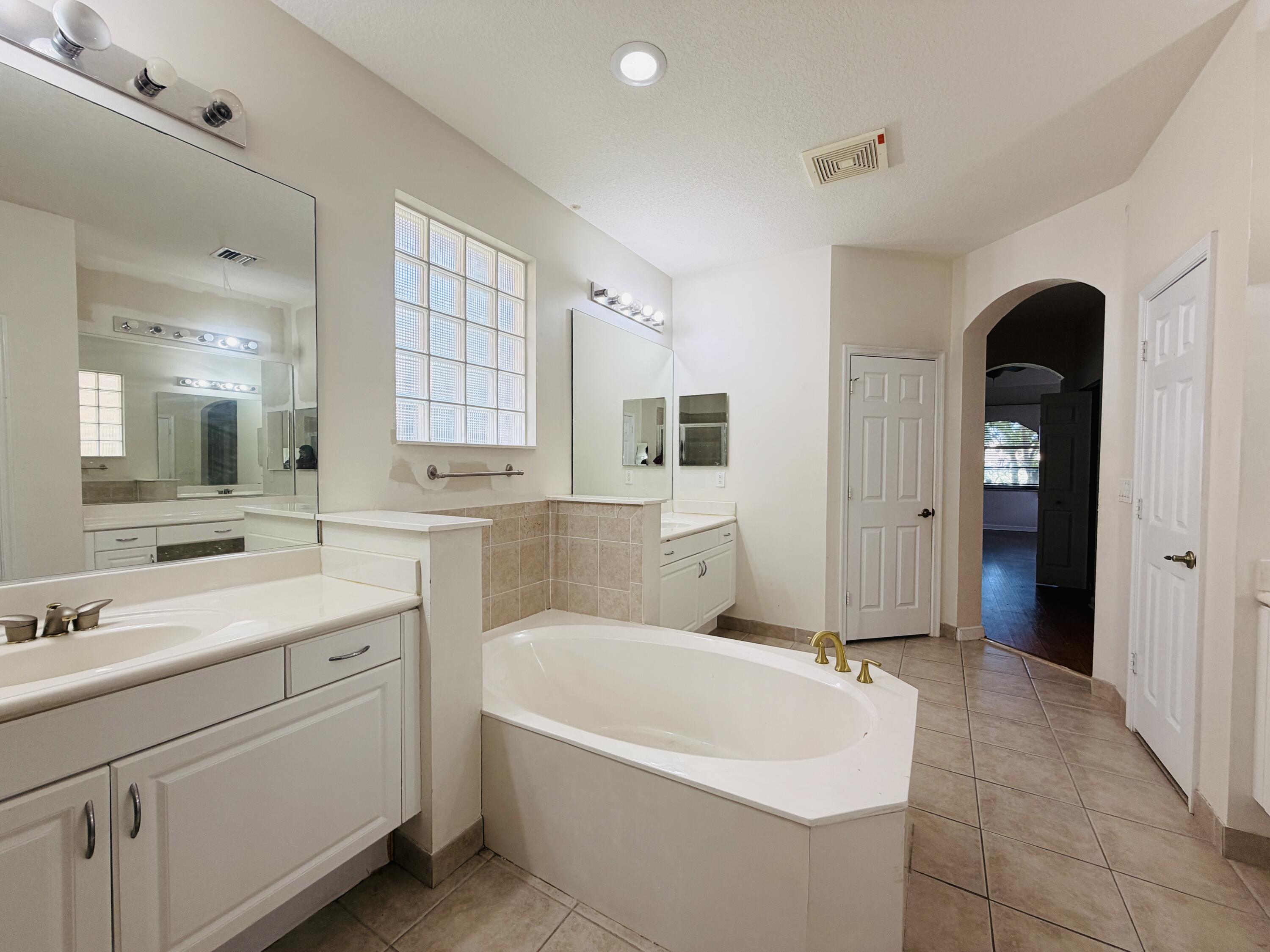 6573 Traveler Road West Palm Beach, FL 33411 - Photo 11 of 25 Primary Restroom