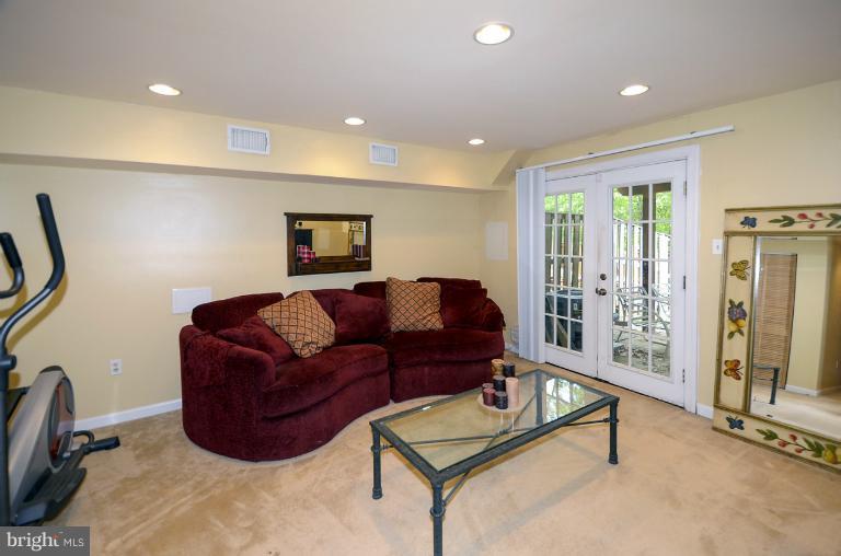 8550 Springfield Oaks Drive Springfield, VA 22153 - Photo 3 of 16 Rec Room