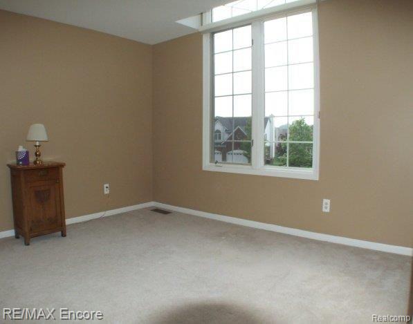 1268 Tulberry Circle Rochester, MI 48306 - Photo 15 of 25 Bedroom 4