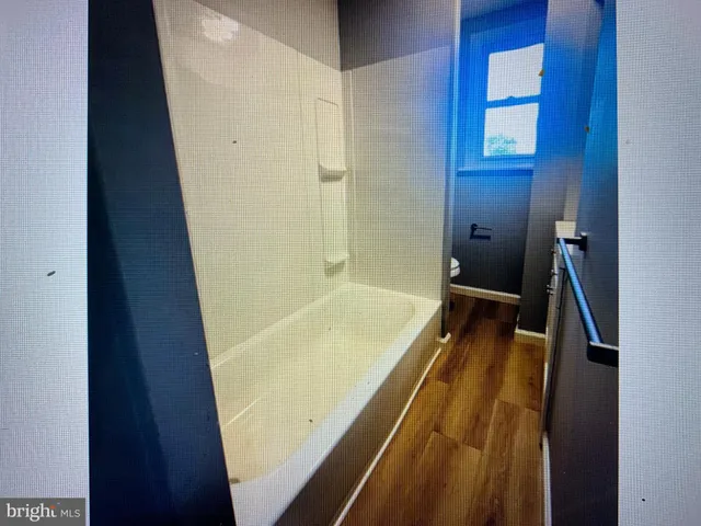 $2,300 | 617 3rd Street, Beverly, NJ 08010