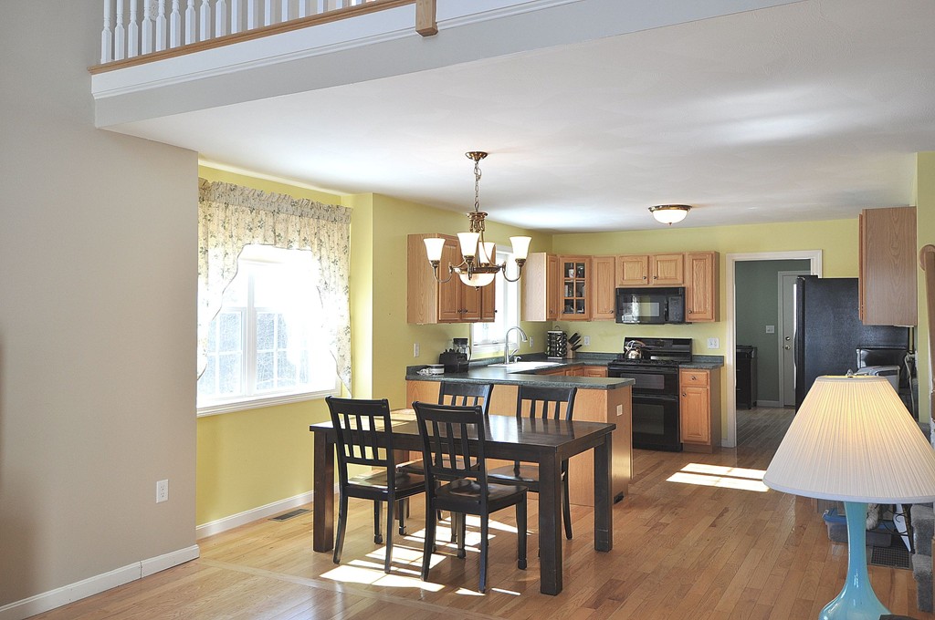 84 Brookview Road, Unit 84 Windham, NH 03087 - Photo 3 of 30