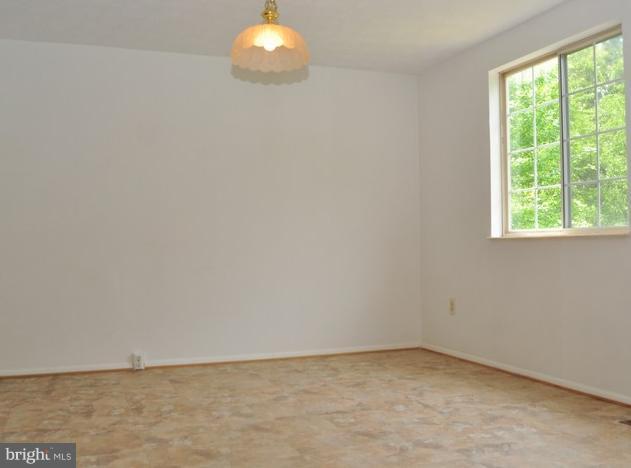 1630 Barnstead Drive Reston, VA 20194 - Photo 23 of 25 Dining Room