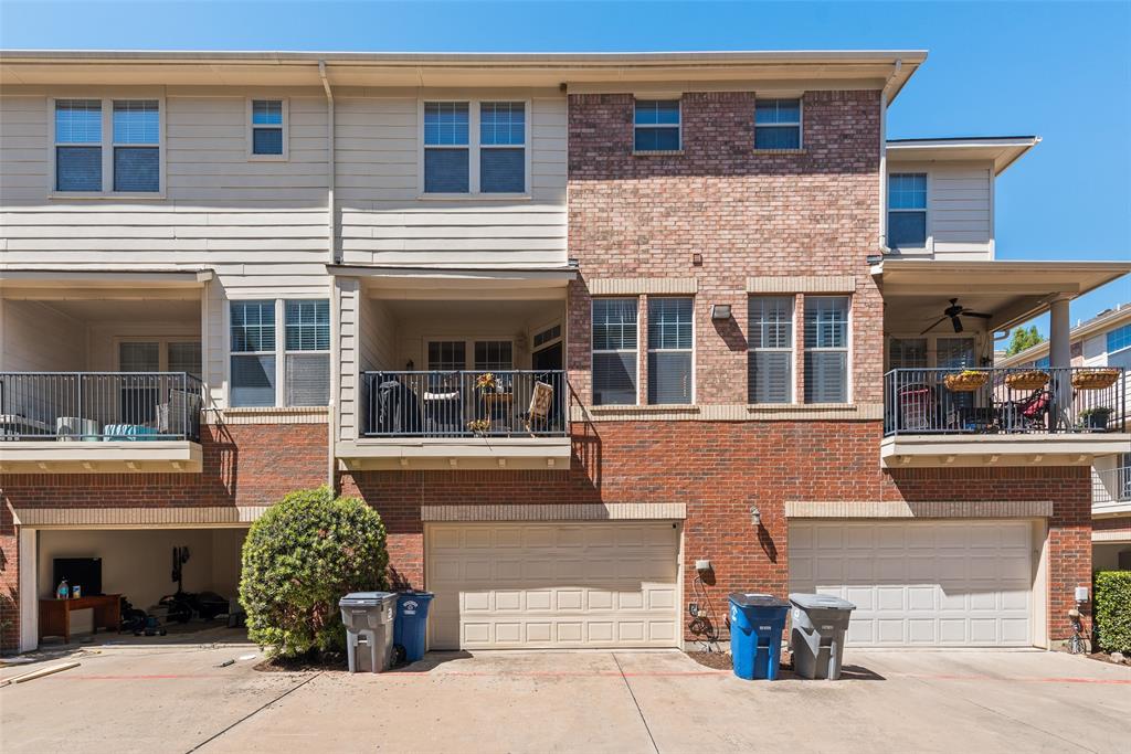 4904 Live Oak Street, Unit 302 Dallas, TX 75206 - Photo 25 of 25 a front view of a house with garden