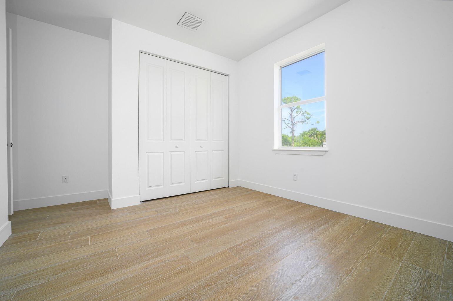 15245 Brainbridge Circle Port Charlotte, FL 33981 - Photo 33 of 52 21