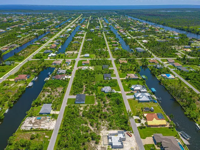 $2,150 | 15245 Brainbridge Circle, Port Charlotte, FL 33981