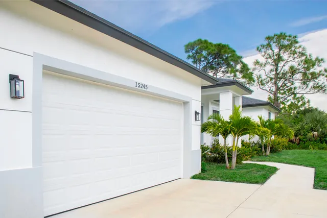 $2,150 | 15245 Brainbridge Circle, Port Charlotte, FL 33981