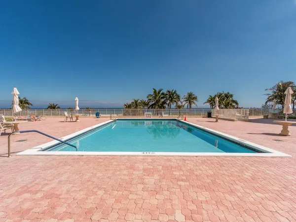 $3,200 | 750 North Ocean Boulevard, Unit 210, Pompano Beach, FL 33062