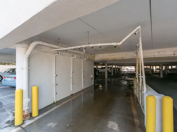 $3,200 | 750 North Ocean Boulevard, Unit 210, Pompano Beach, FL 33062