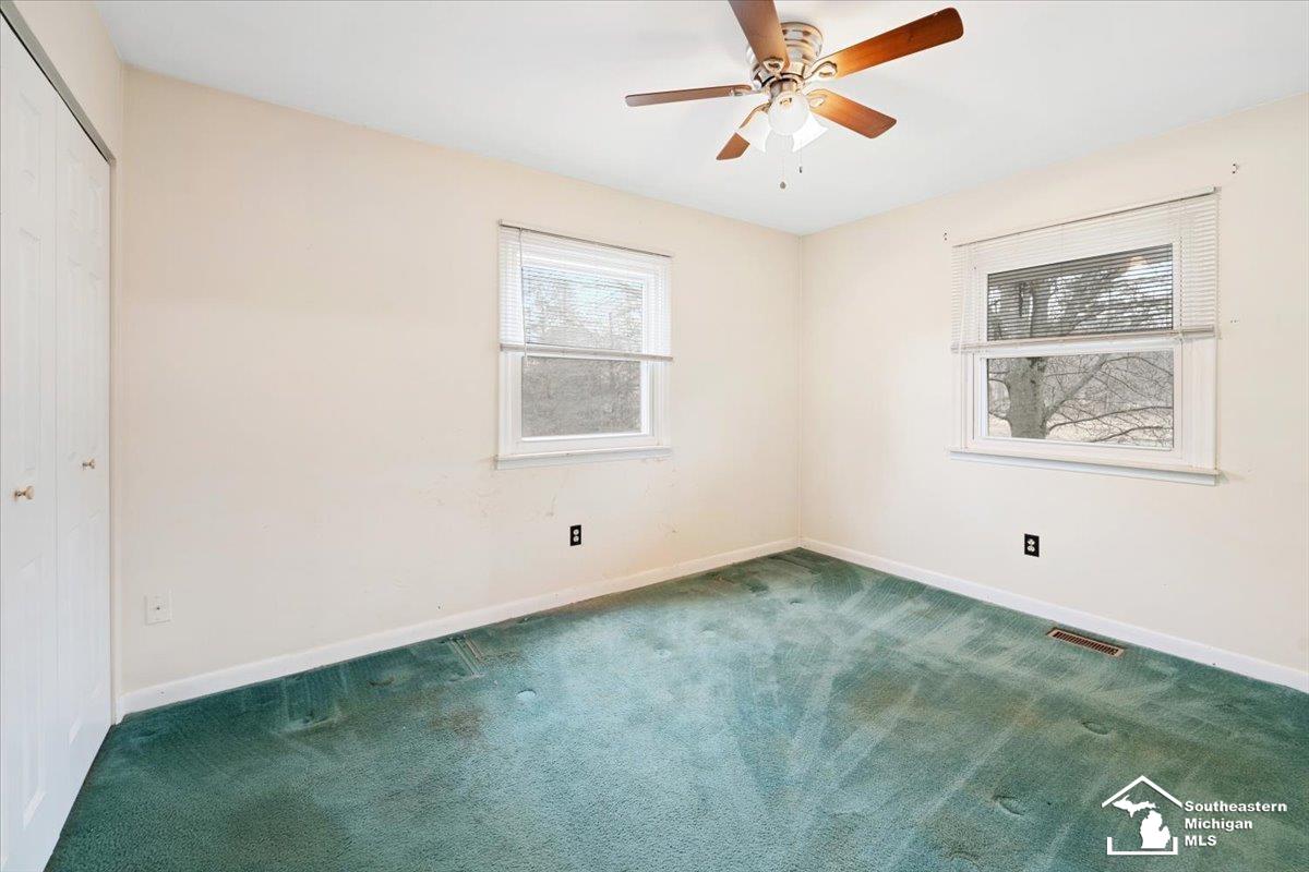 21299 Merriman Road New Boston, MI 48164 - Photo 12 of 20