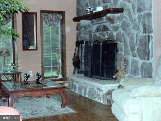 3306 Deer Hill Road Street, MD 21154 - Photo 24 of 28 Family Room #3
