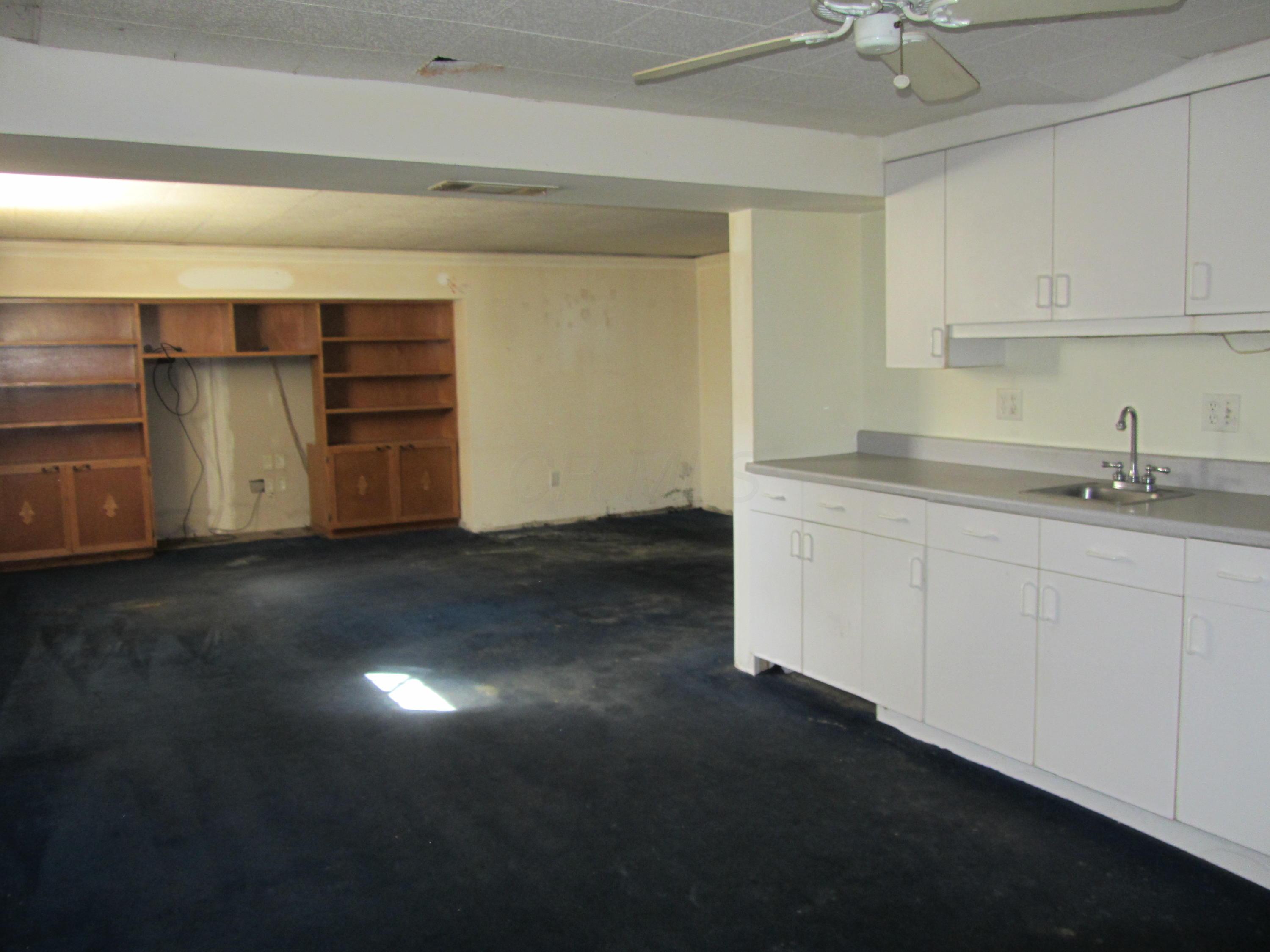 4022 Randell Road Columbus, OH 43228 - Photo 23 of 38 Gallery Image 23