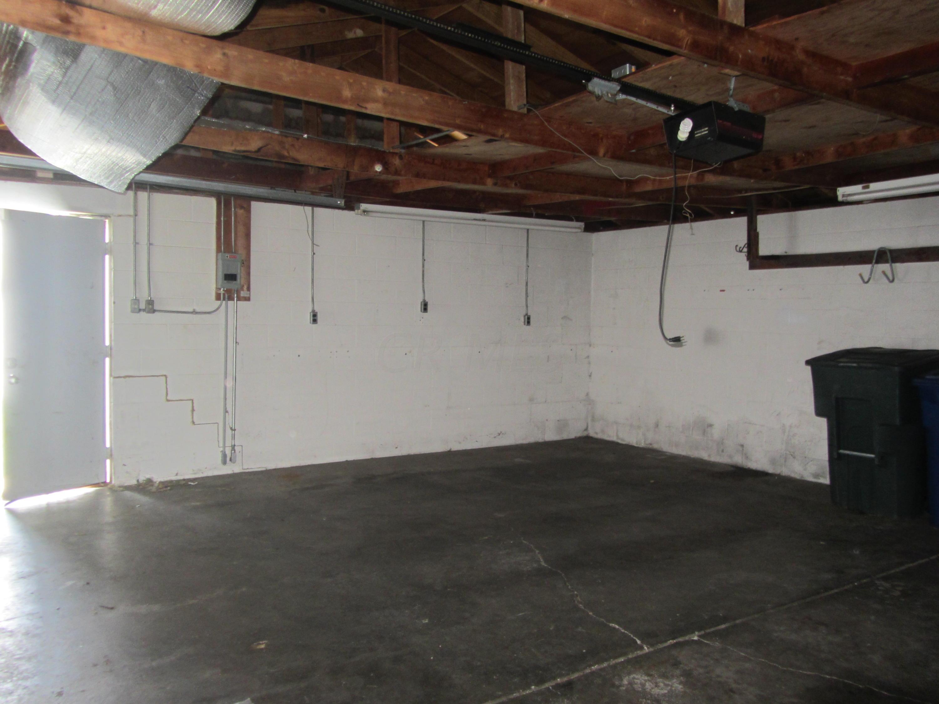 4022 Randell Road Columbus, OH 43228 - Photo 37 of 38 Gallery Image 37