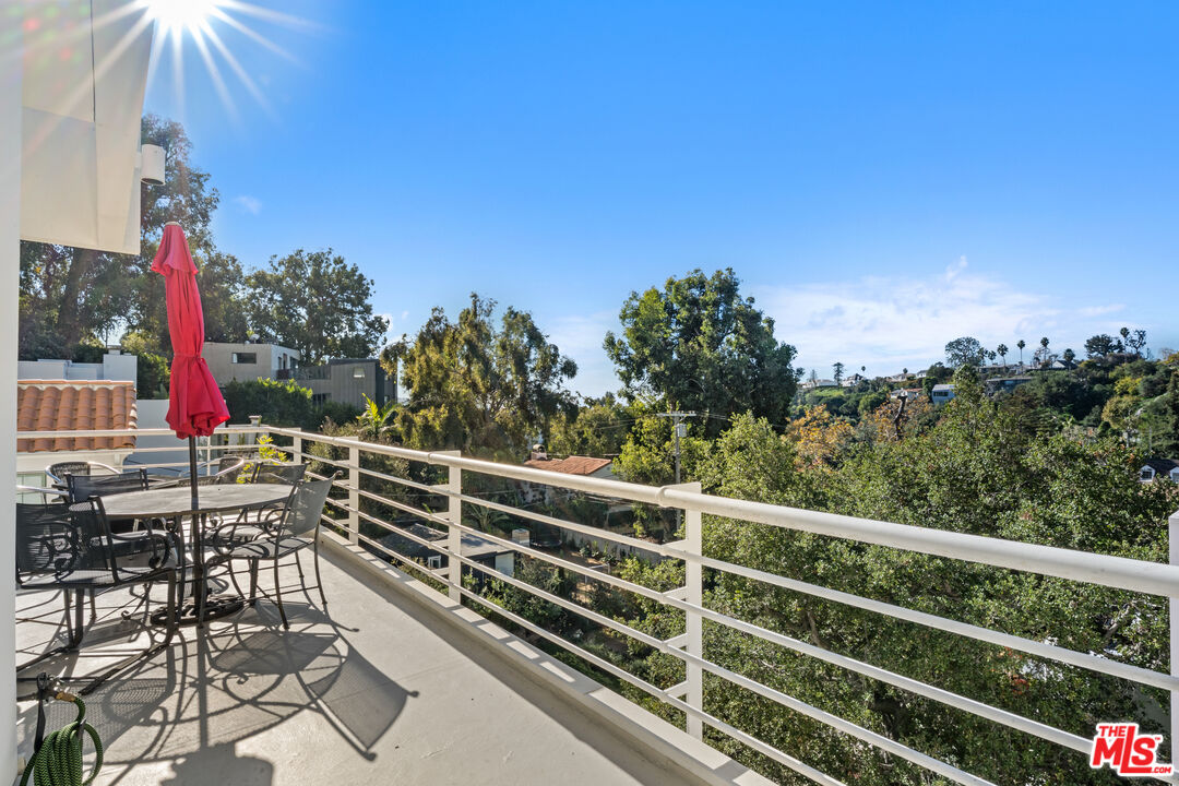 477 Upper Mesa Road Santa Monica, CA 90402 - Photo 15 of 30 a view of balcony with furniture