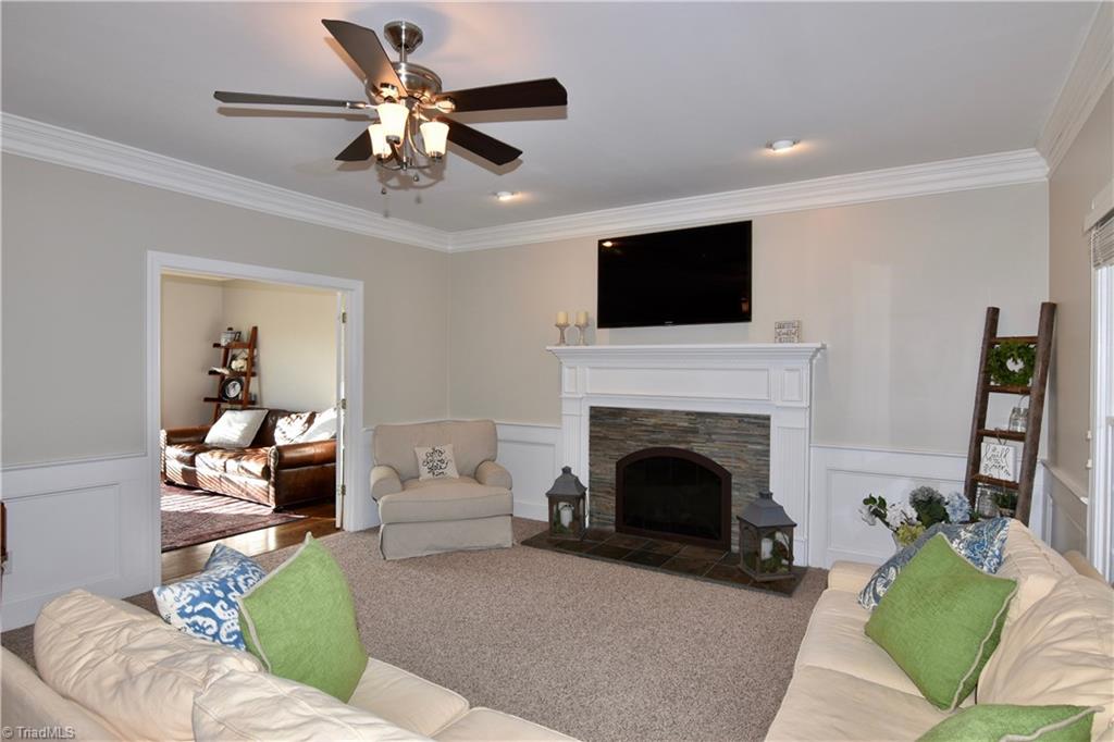 149 Windrush Road Winston-Salem, NC 27106 - Photo 8 of 30 Gallery Image 8