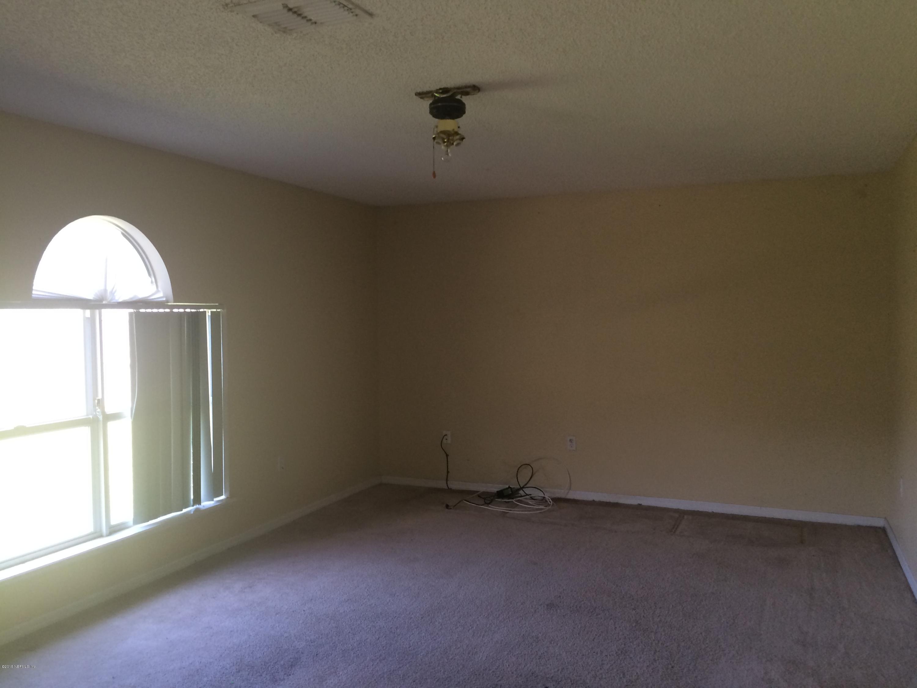 1401 Runes Court Middleburg, FL 32068 - Photo 7 of 28 Family Room