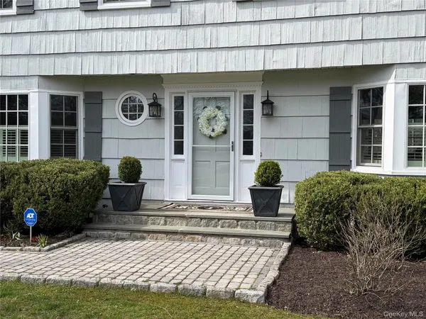 $1,295,000 | 19 Deer Run Road, South Salem, NY 10590