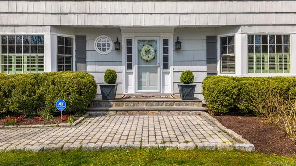 $1,295,000 | 19 Deer Run Road, South Salem, NY 10590