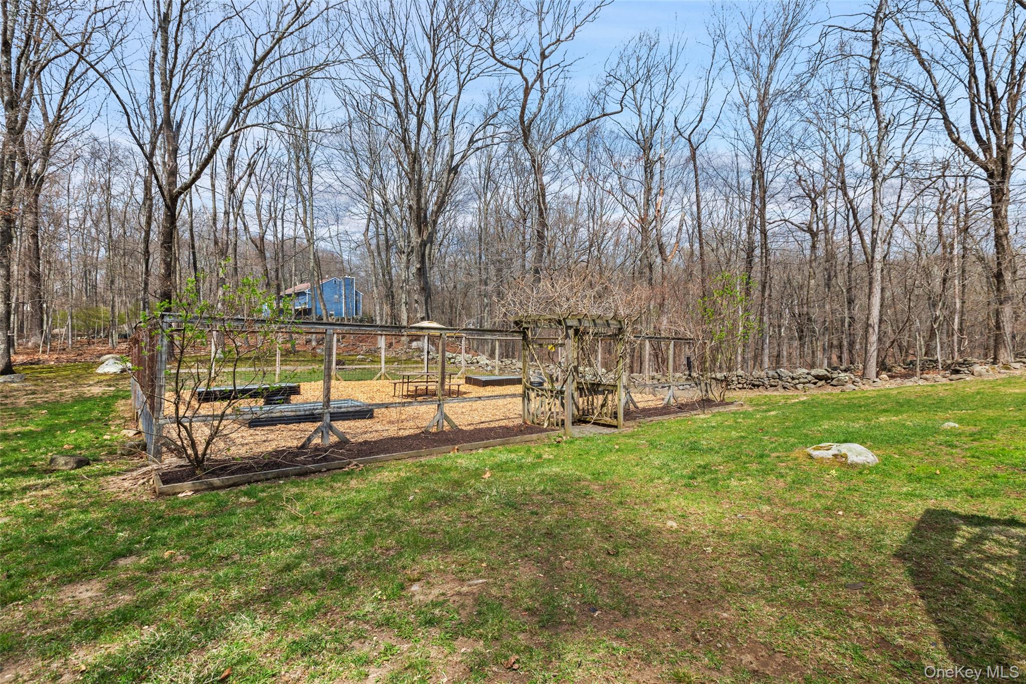 19 Deer Run Road South Salem, NY 10590 - Photo 36 of 43