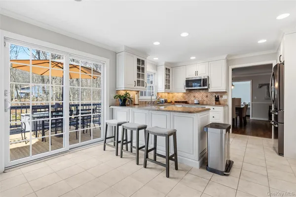 $1,295,000 | 19 Deer Run Road, South Salem, NY 10590