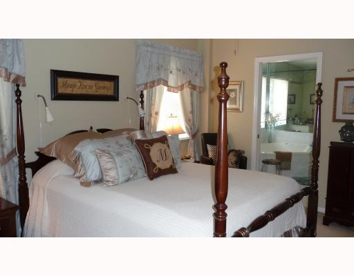 11265 Roundelay Road Cooper City, FL 33026 - Photo 7 of 16 Master Bedroom