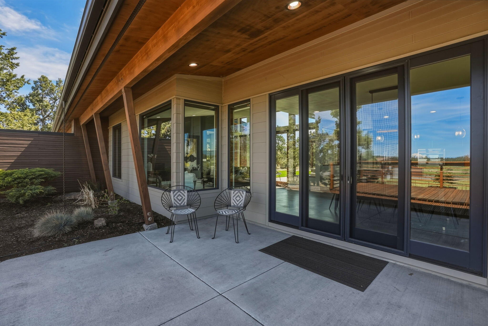 64144 Pioneer Loop Bend, OR 97701 - Photo 126 of 192 120-web-or-mls-Riley Visuals-120