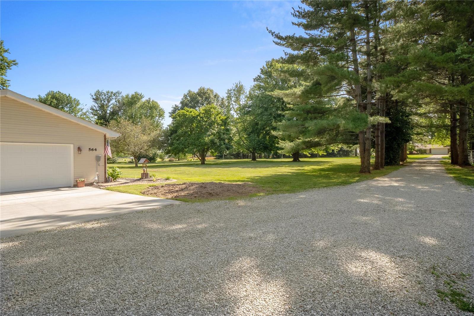 564 Walnut Road St. Jacob, IL 62281 - Photo 3 of 51