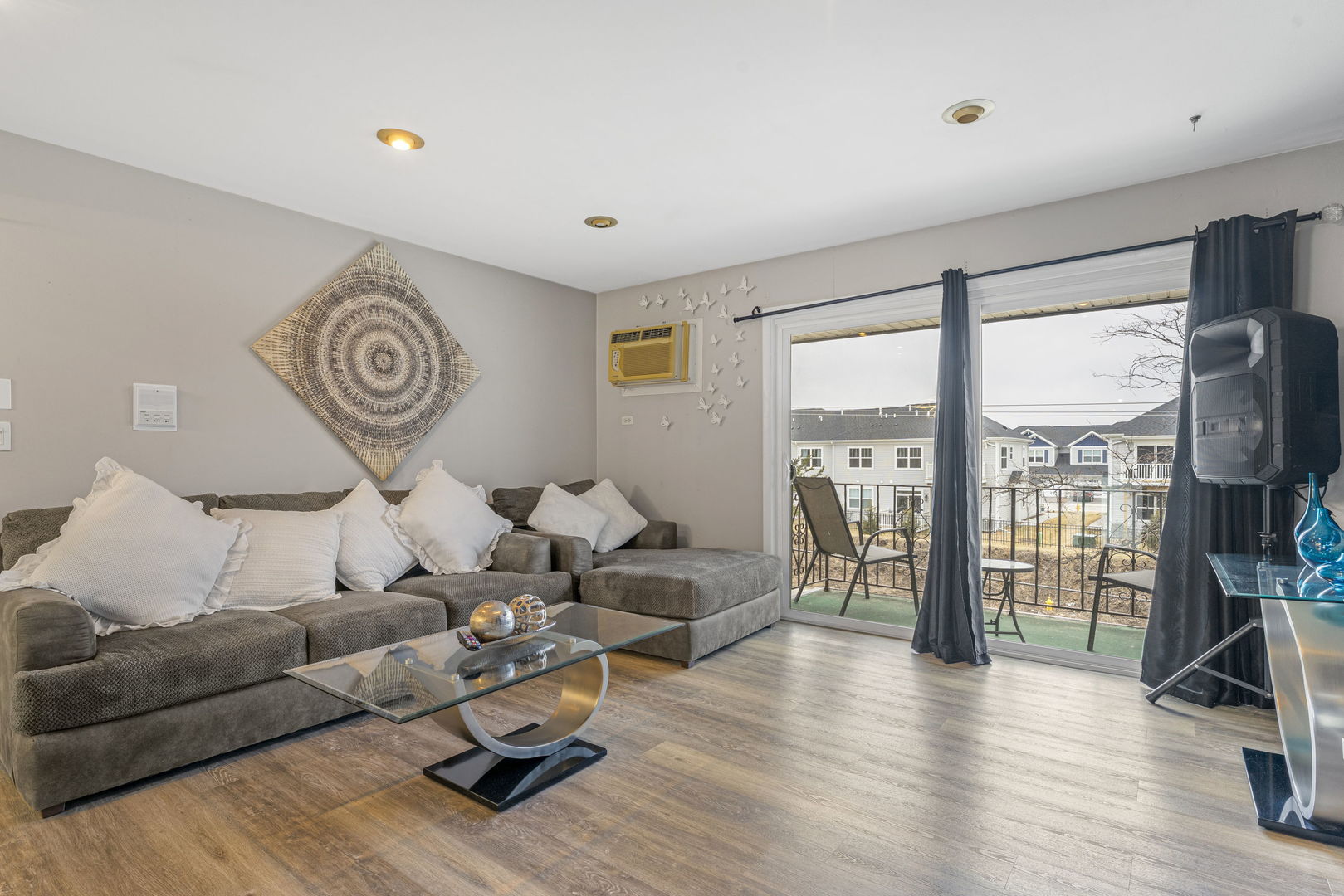 245 North Mill Road, Unit 9C Addison, IL 60101 - Photo 4 of 17