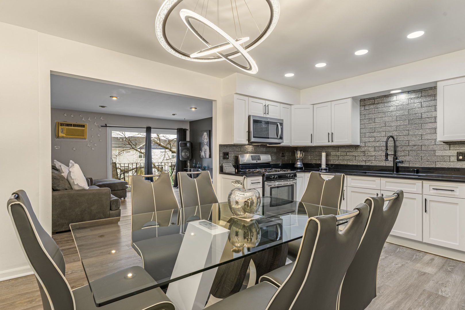 245 North Mill Road, Unit 9C Addison, IL 60101 - Photo 8 of 17