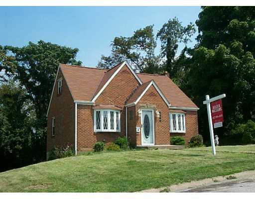 3711 Oakleaf Road Baldwin, PA 15227 - Photo 1 of 2 Exterior Front.