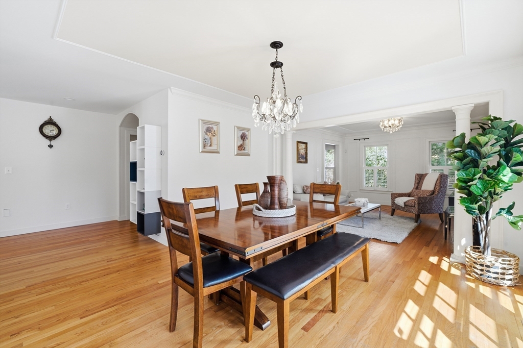 136 Cedar Street Lexington, MA 02421 - Photo 6 of 42