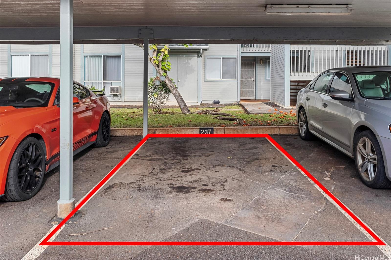 95-660 Wikao Street, Unit K304 Mililani, HI 96789 - Photo 19 of 24 a view of parking area