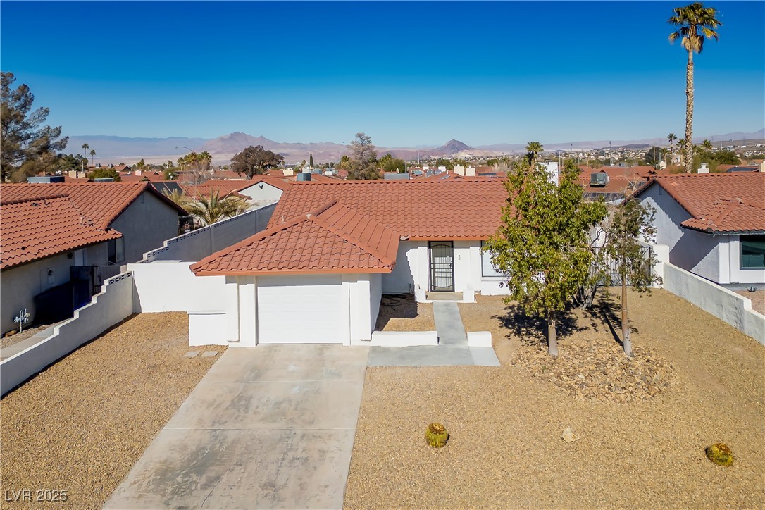 445 Concord Way Henderson, NV 89015 - Photo 3 of 34