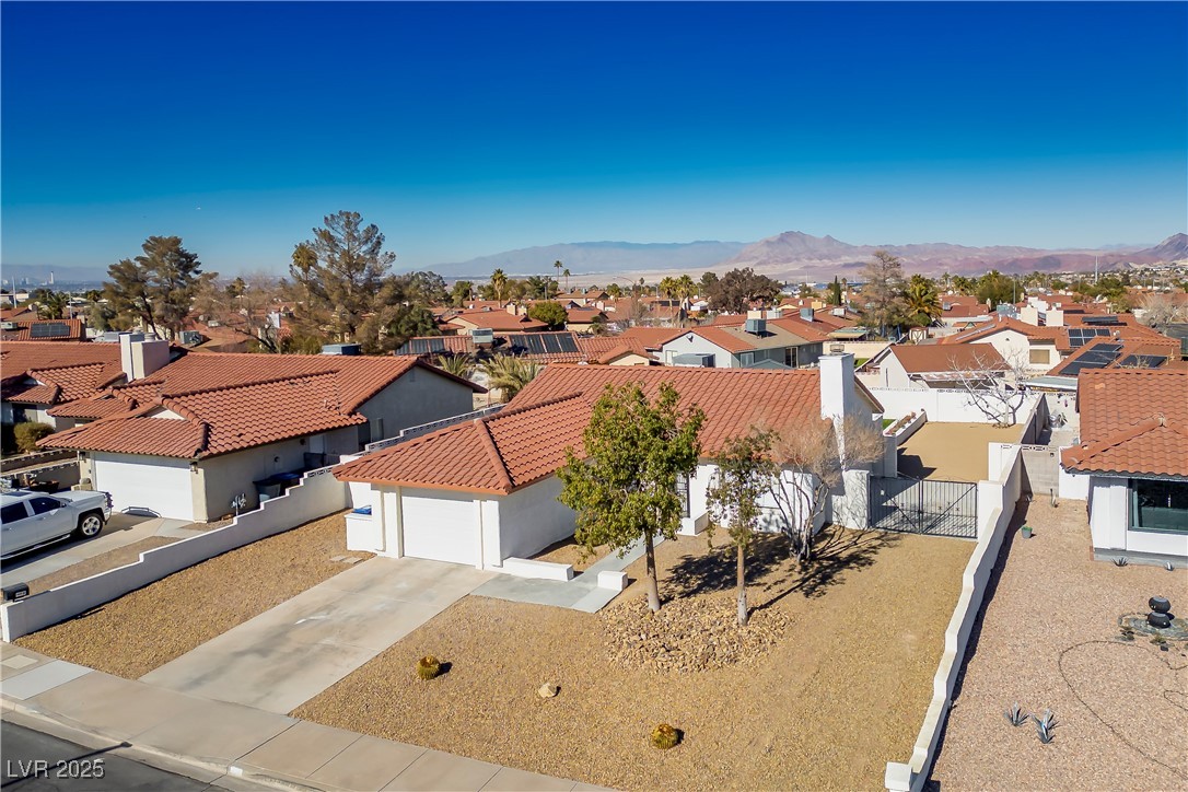 445 Concord Way Henderson, NV 89015 - Photo 4 of 34