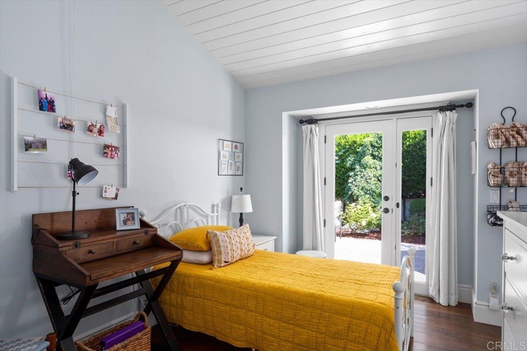 1490 Hymettus Avenue Encinitas, CA 92024 - Photo 25 of 31