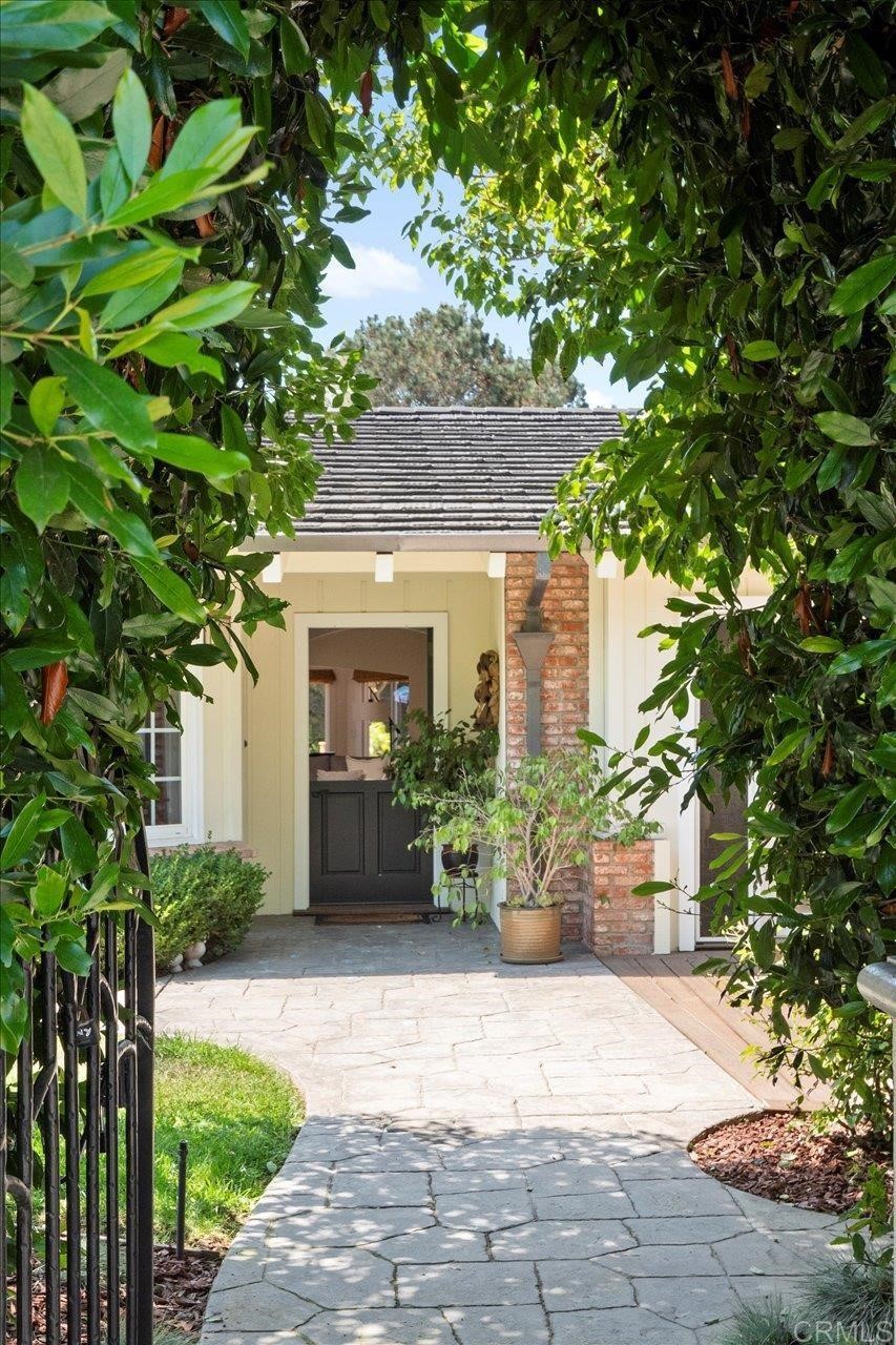 1490 Hymettus Avenue Encinitas, CA 92024 - Photo 29 of 31