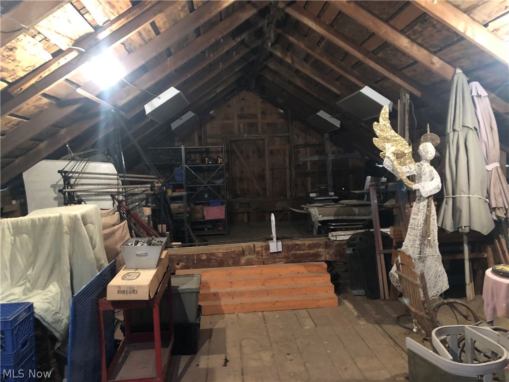 17031 Quarry Road Wellington, OH 44090 - Photo 25 of 31 loft in barn