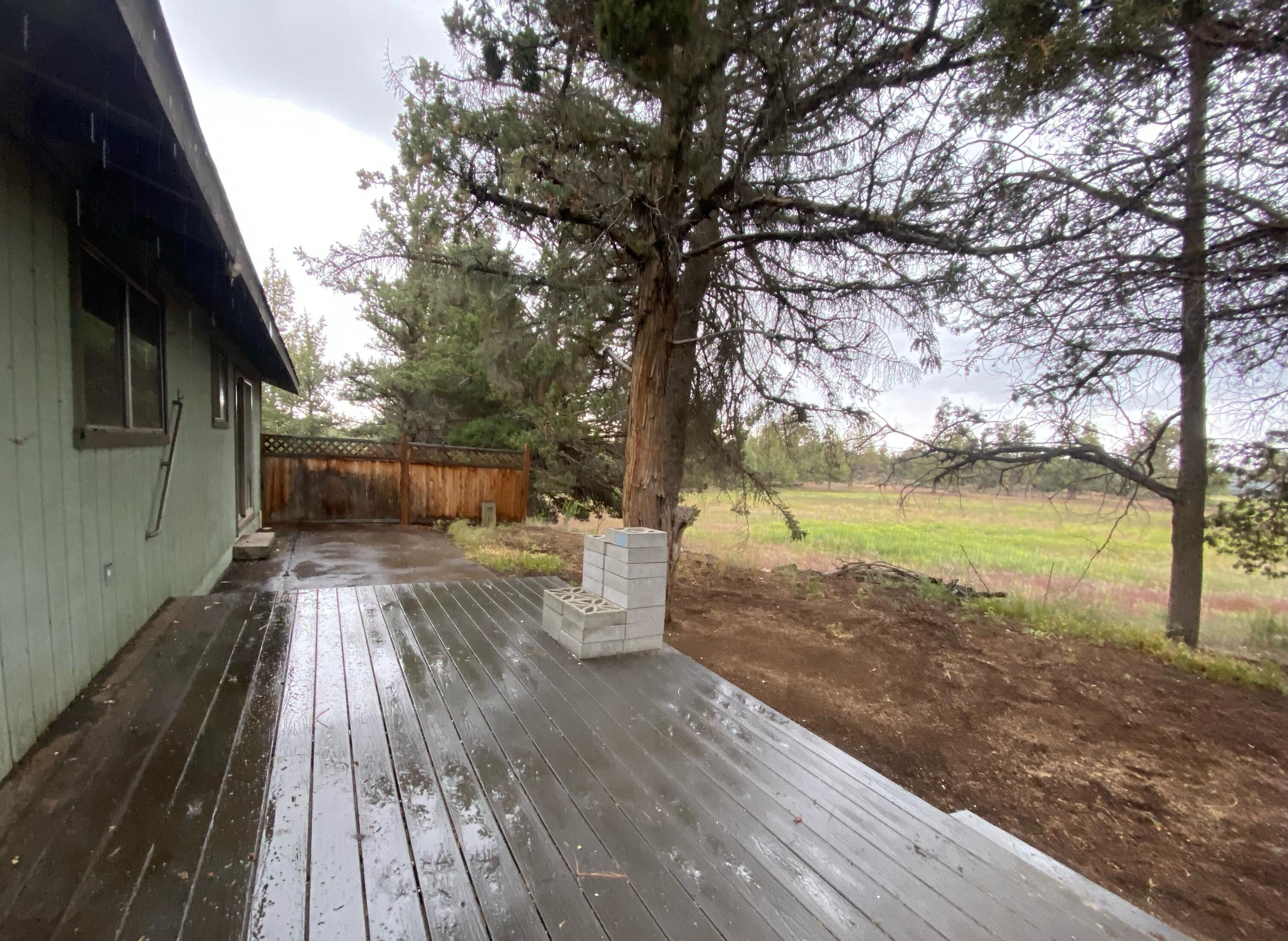 62310 Byram Road Bend, OR 97701 - Photo 15 of 21 Deck