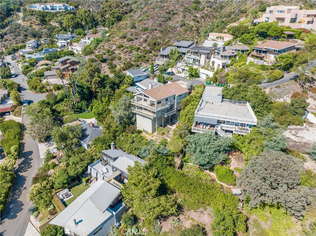 22332 Eagle Rock Way Laguna Beach, CA 92651 - Photo 34 of 37