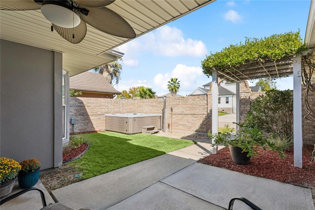 100 Southern Star Place Slidell, LA 70458 - Photo 3 of 41