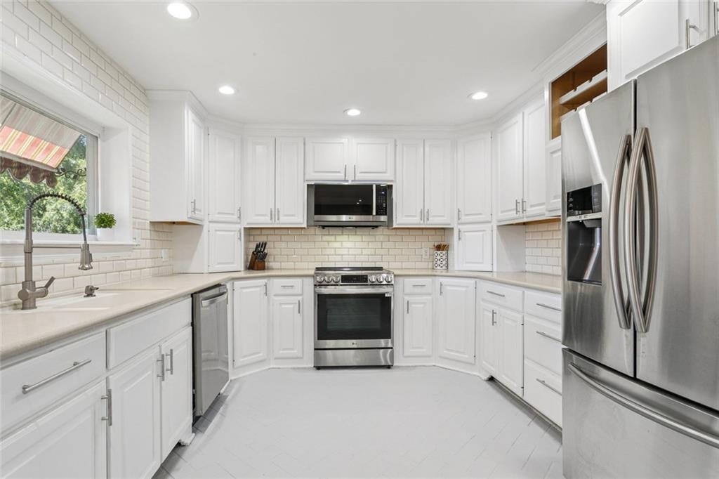 100 Southern Star Place Slidell, LA 70458 - Photo 5 of 41