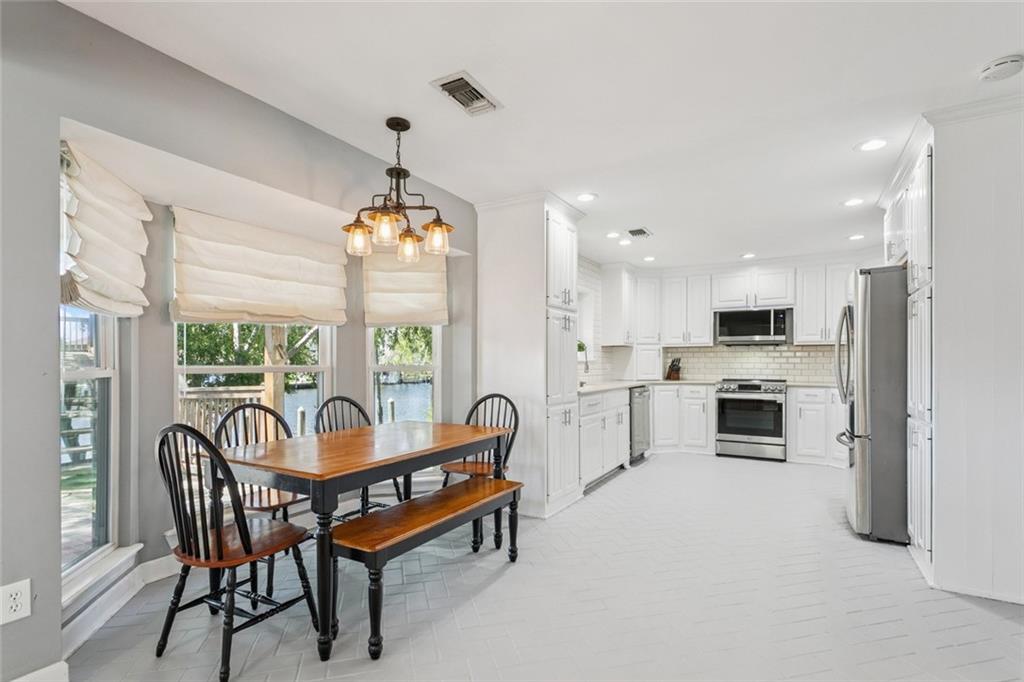 100 Southern Star Place Slidell, LA 70458 - Photo 7 of 41