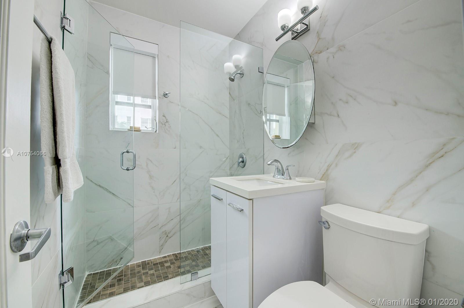 439 15th Street, Unit 22 Miami Beach, FL 33139 - Photo 9 of 15