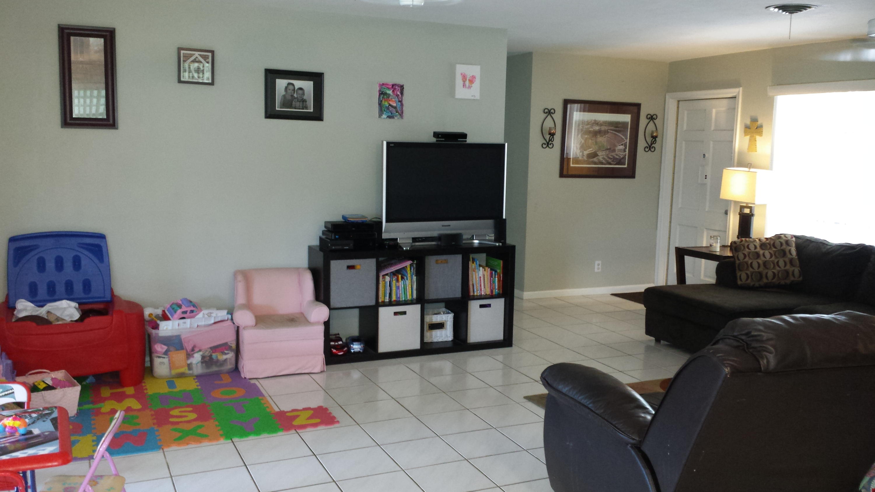 666 Southwest 6th Terrace Boca Raton, FL 33486 - Photo 8 of 9 Living Room