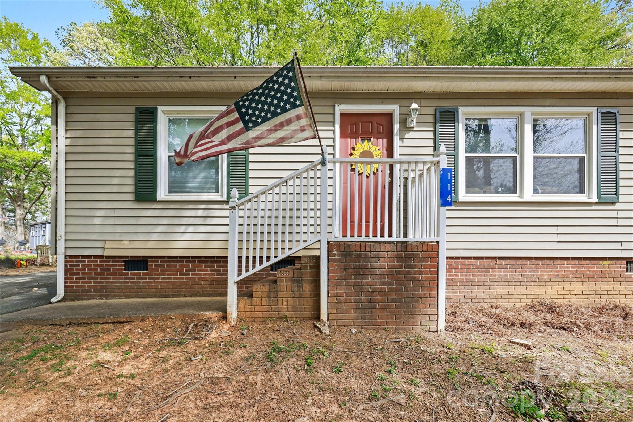 114 State Street Lincolnton, NC 28092 - Photo 4 of 26
