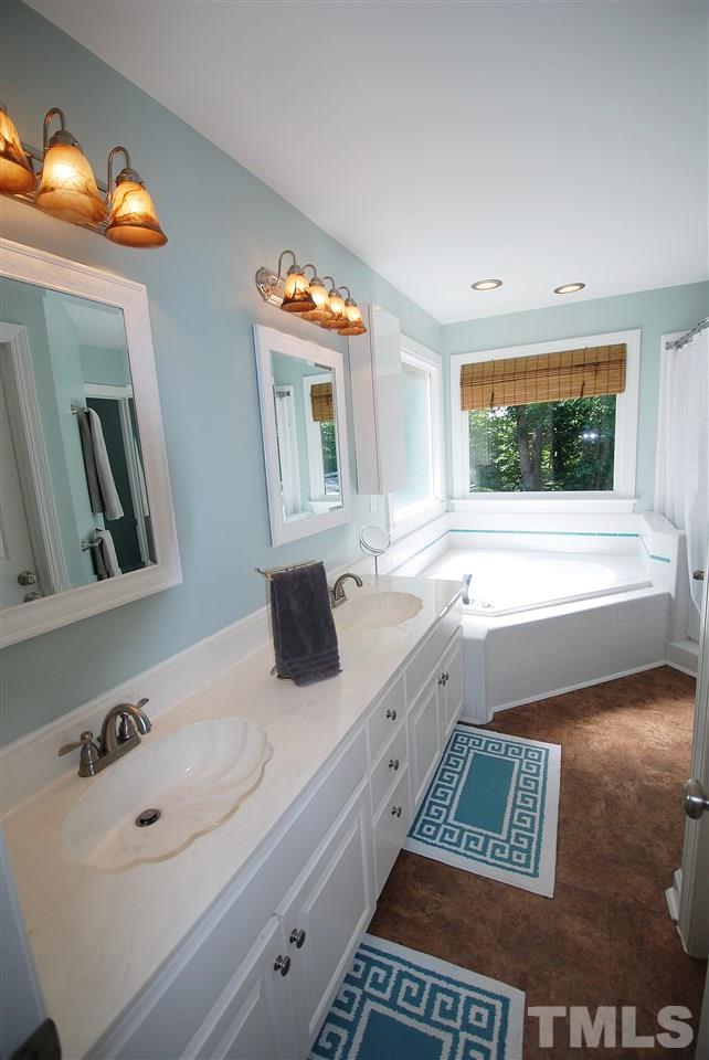 10009 Quillstone Court Raleigh, NC 27613 - Photo 15 of 25
